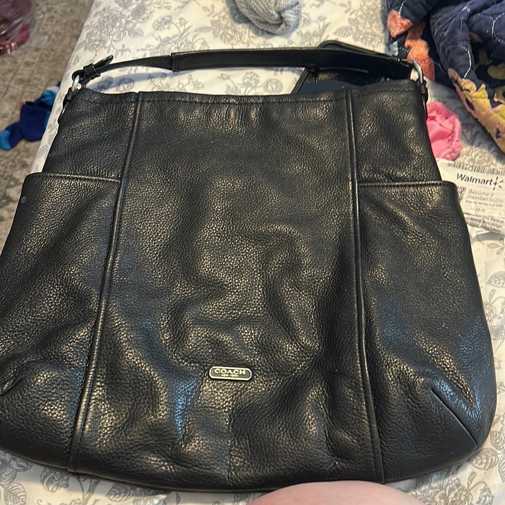 Nice black leather coach purse in good condition